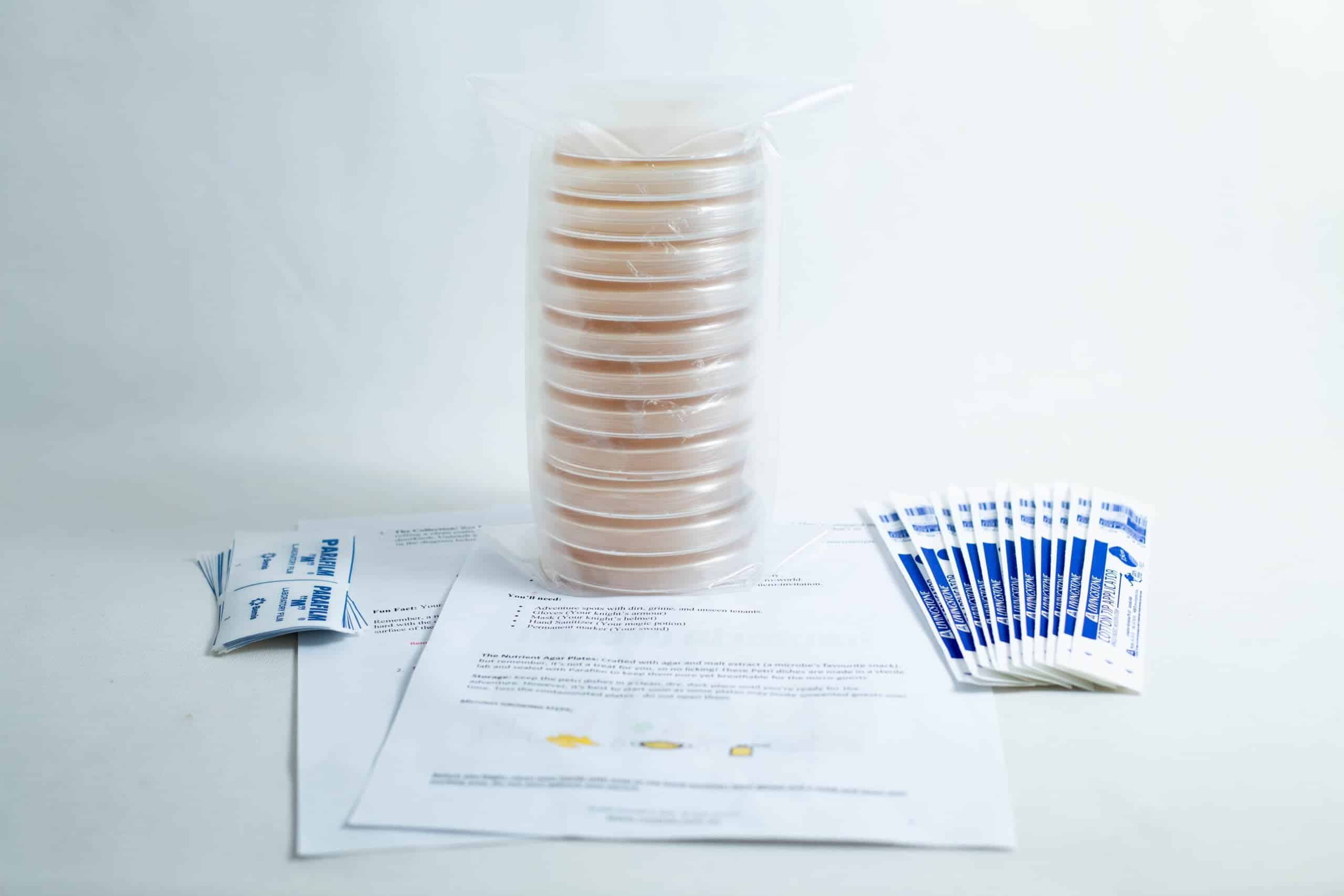 Agar petri dish MEA School Science Fun Project Kit 1 The Agar petri dish MEA School Science Fun Project Kit includes petri dishes, alcohol prep pads, and instructions—ideal for school science projects or hands-on experiments.