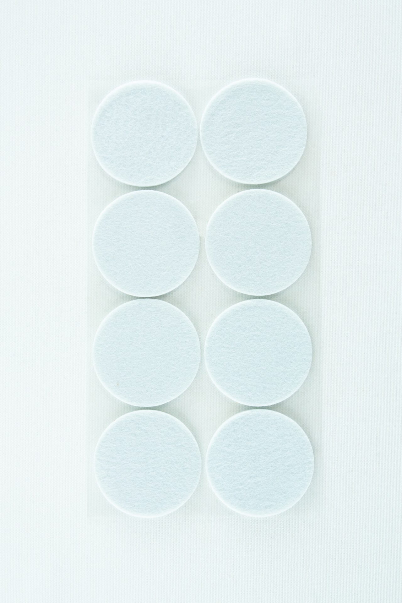Monotub kit for Growing mushrooms- Max Yield Bins 6 Eight white circular pads arranged in two columns on a white background.