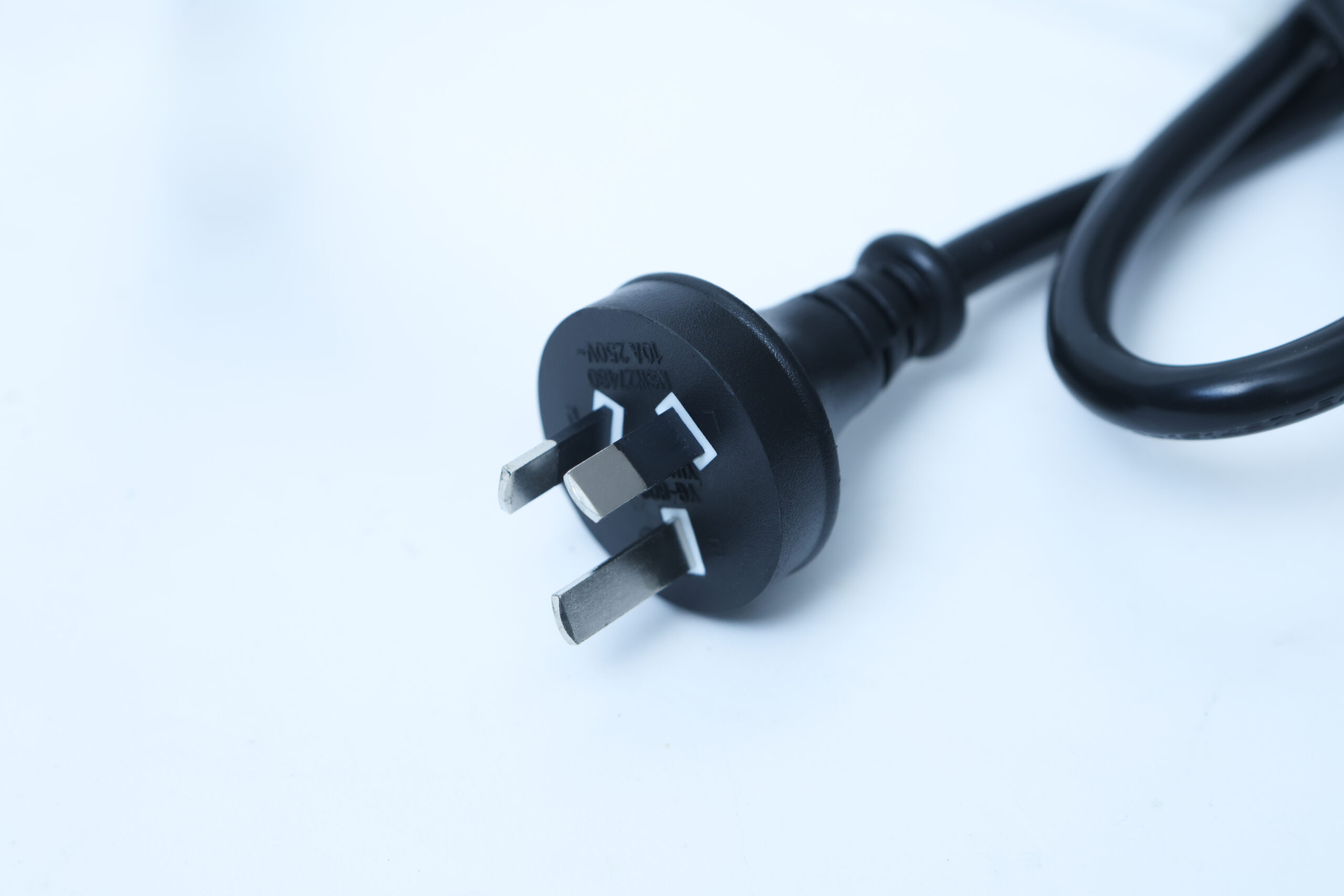 Industrial Heavy duty Ultrasonic Fogger 15L/H, Humidifier (AU 220V) 12 Black electrical power lead with a three-pin plug, placed on a white surface.